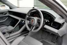 Porsche Taycan Performance Plus Turbo S - U728