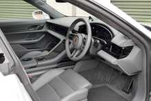 Porsche Taycan Performance Plus Turbo S - U728
