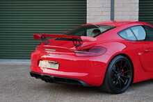 Porsche Cayman 981 GT4 - U737