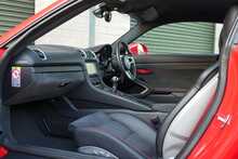 Porsche Cayman 981 GT4 - U737