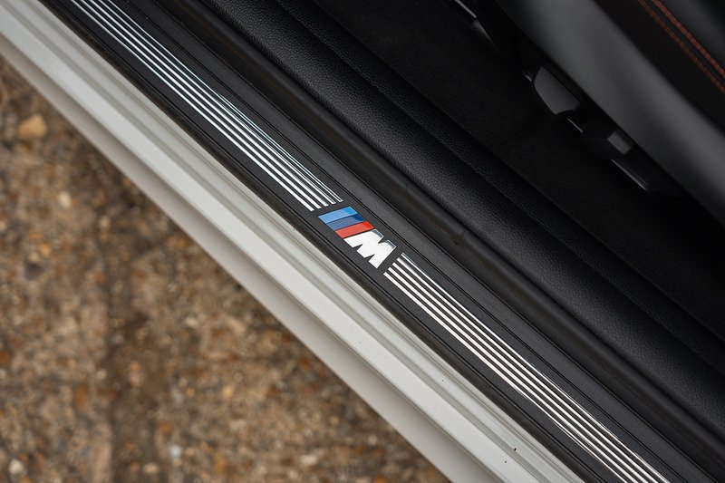 BMW 1 Series M - Large 21