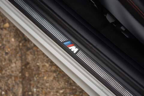 BMW 1 Series M - Large 21