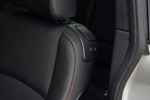 BMW 1 Series M - Large 28