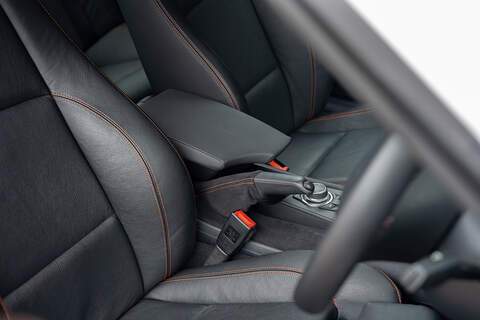 BMW 1 Series M - Large 18