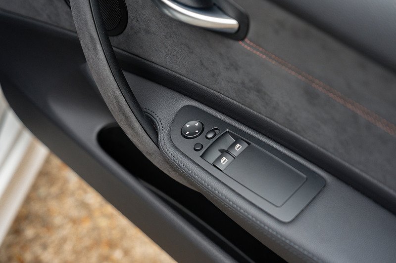 BMW 1 Series M - Large 33