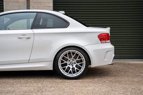 BMW 1 Series M - Large 44