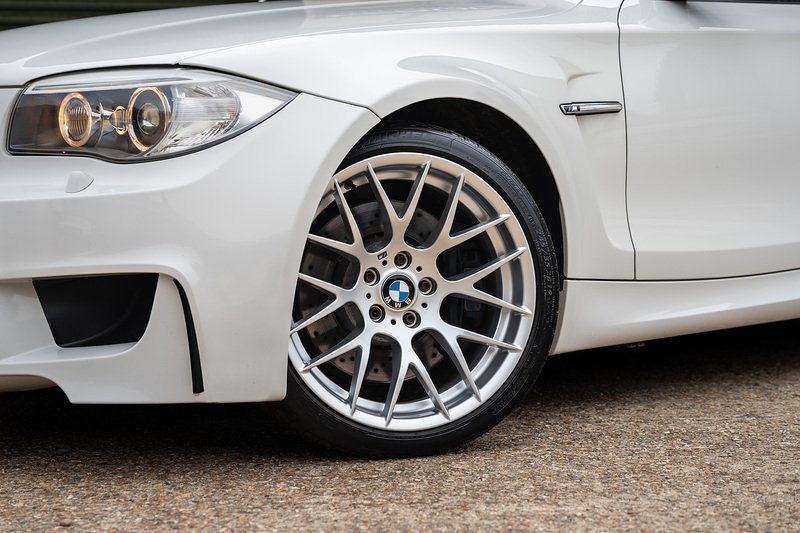 BMW 1 Series M - Large 48