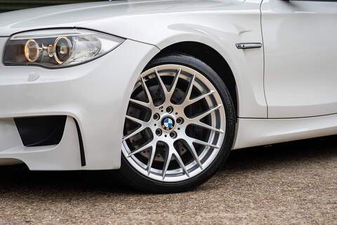 BMW 1 Series M - Large 48