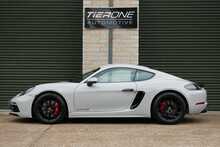 Porsche 718 Cayman GTS - U747