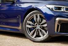 BMW 7 Series M760L V12 - U749
