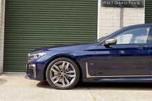 BMW 7 Series M760L V12 - U749