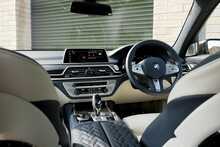 BMW 7 Series M760L V12 - U749