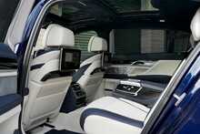 BMW 7 Series M760L V12 - U749