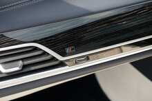 BMW 7 Series M760L V12 - U749