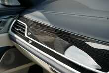 BMW 7 Series M760L V12 - U749