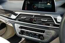 BMW 7 Series M760L V12 - U749