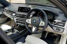 BMW 7 Series M760L V12 - U749