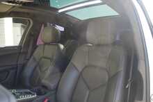 Porsche Macan T - U752