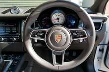 Porsche Macan T - U752