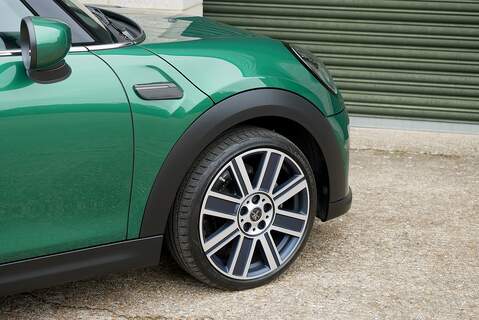 MINI Hatch Cooper Exclusive - Large 22