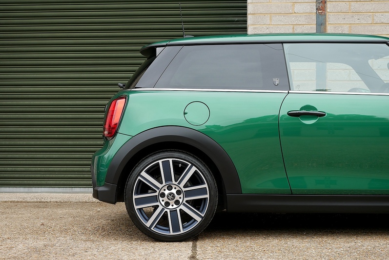 MINI Hatch Cooper Exclusive - Large 45