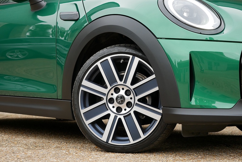 MINI Hatch Cooper Exclusive - Large 48