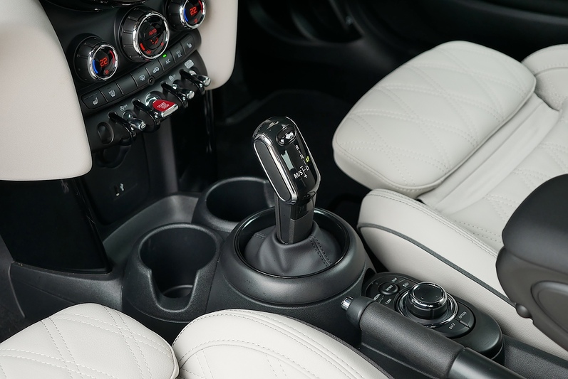 MINI Hatch Cooper Exclusive - Large 31