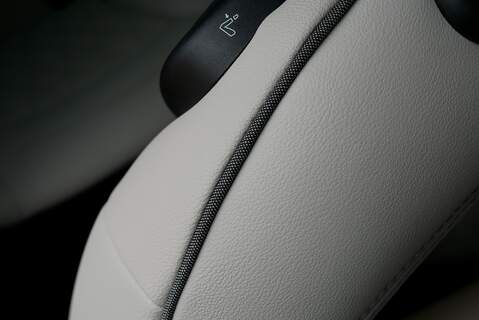 MINI Hatch Cooper Exclusive - Large 38