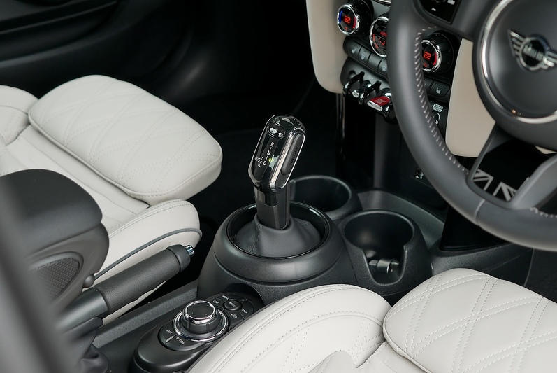 MINI Hatch Cooper Exclusive - Large 37