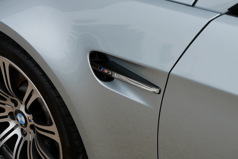 BMW M3 V8 - Large 24