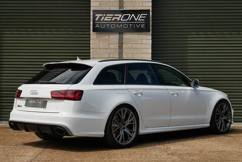 Audi RS6 Avant TFSI V8 Performance - Large 1