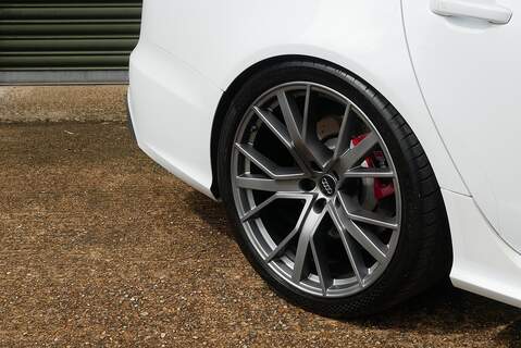 Audi RS6 Avant TFSI V8 Performance - Large 43
