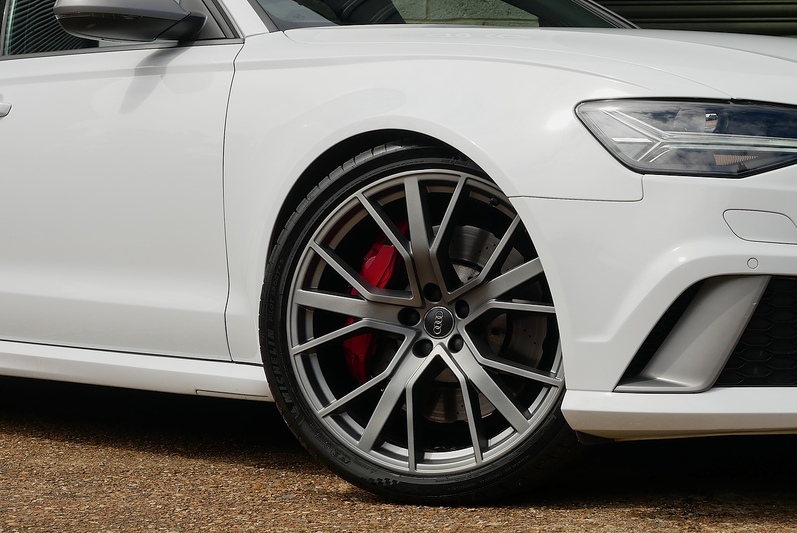 Audi RS6 Avant TFSI V8 Performance - Large 6