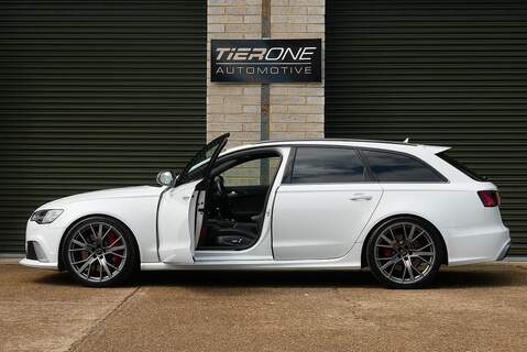 Audi RS6 Avant TFSI V8 Performance - Large 2