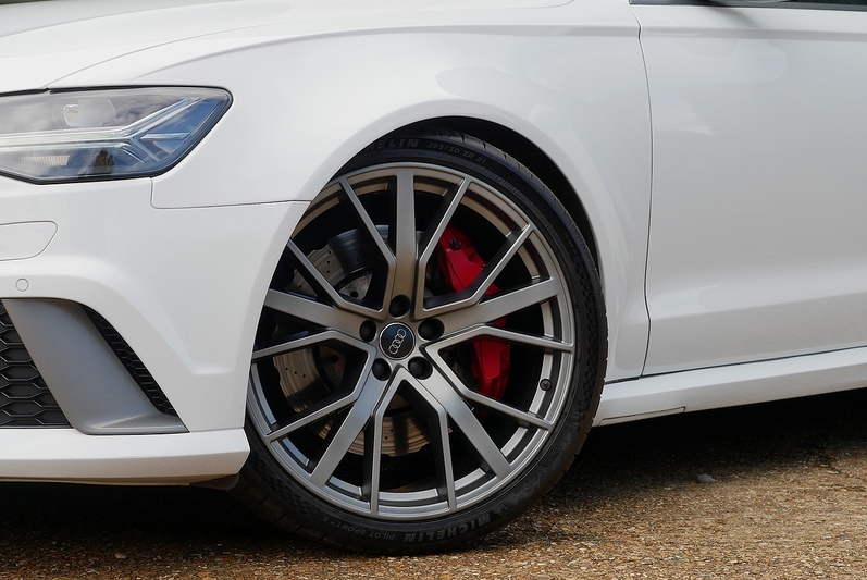 Audi RS6 Avant TFSI V8 Performance - Large 42