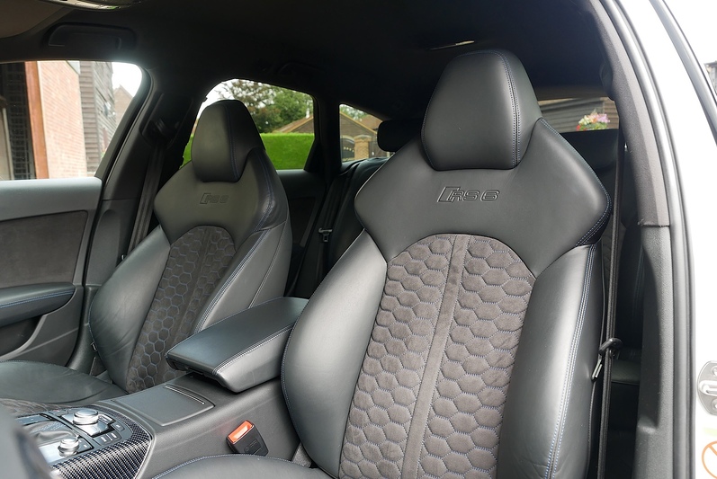 Audi RS6 Avant TFSI V8 Performance - Large 14