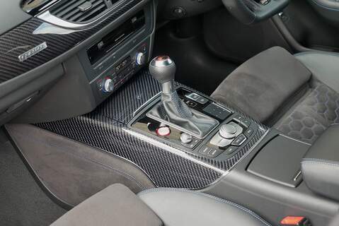 Audi RS6 Avant TFSI V8 Performance - Large 29