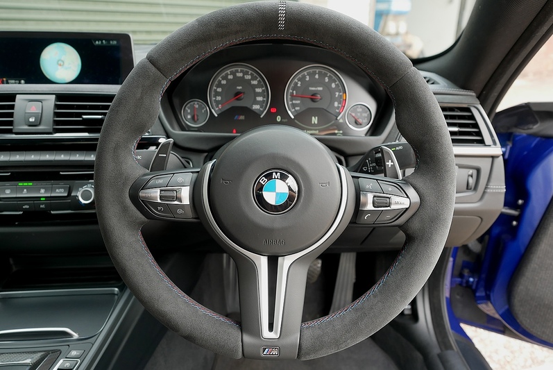 BMW M4 BiTurbo CS - Large 13
