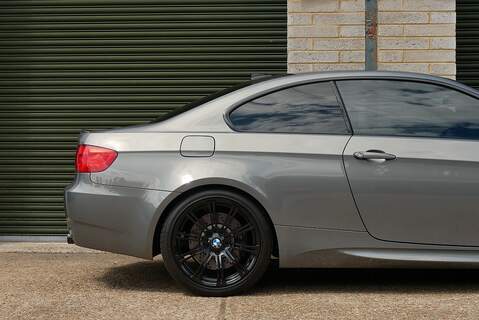 BMW M3 iV8 Limited Edition 500 - Large 27