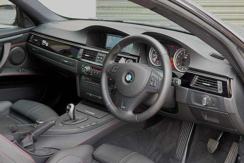 BMW M3 iV8 Limited Edition 500 - Large 32