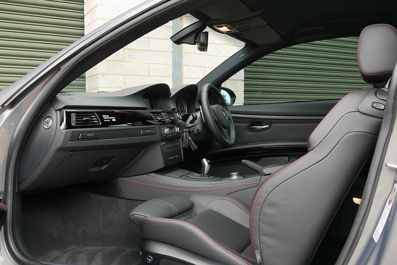 BMW M3 iV8 Limited Edition 500 - Large 3