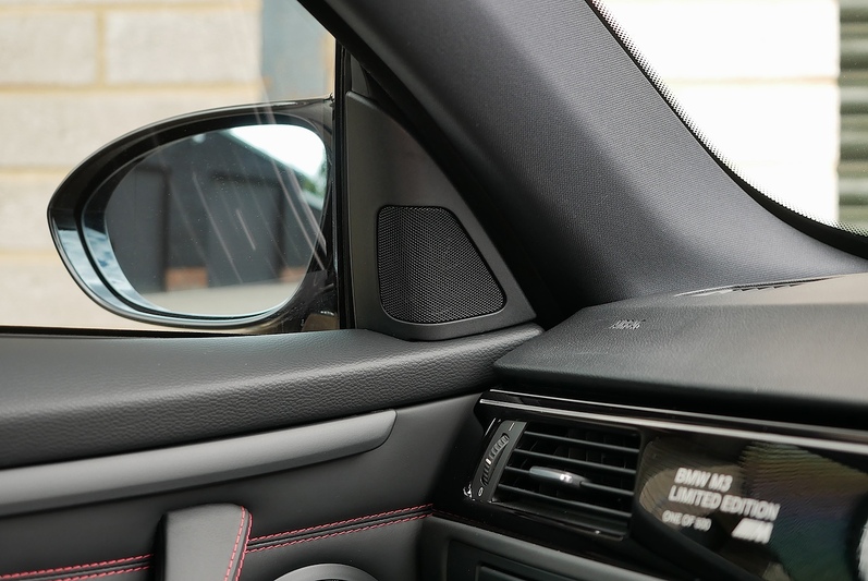 BMW M3 iV8 Limited Edition 500 - Large 36