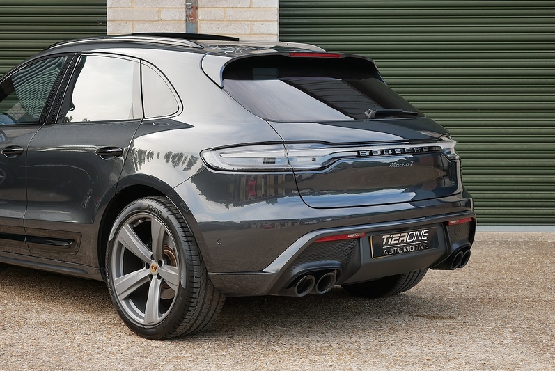 Porsche Macan T T - Large 44