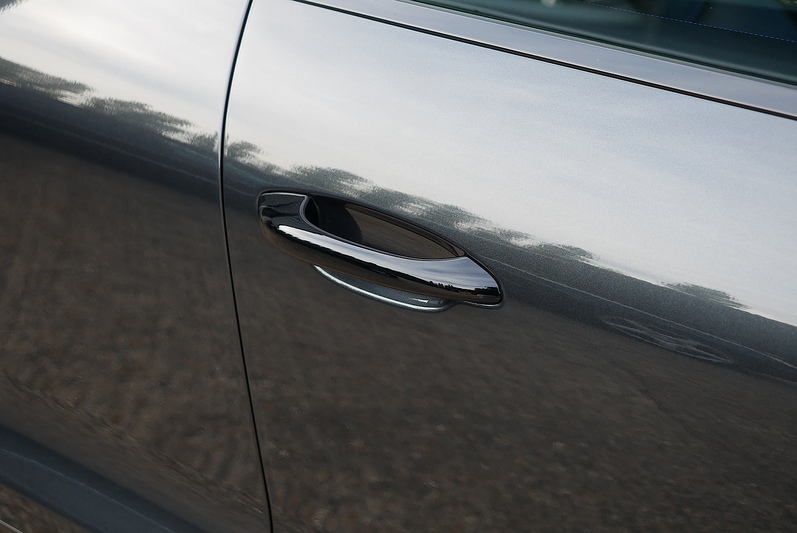 Porsche Macan T T - Large 29