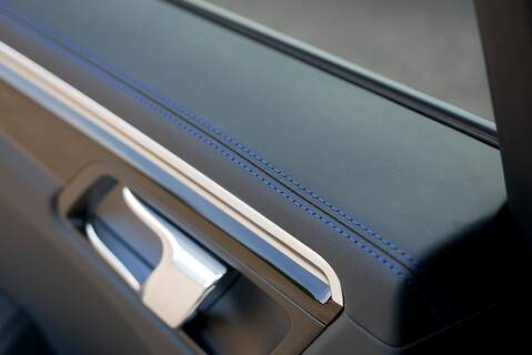 Porsche Macan T T - Large 41