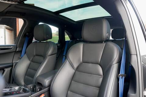 Porsche Macan T T - Large 4