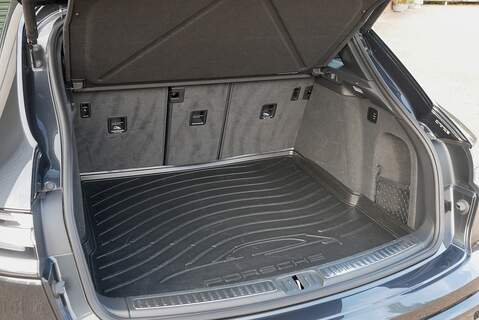 Porsche Macan T T - Large 51