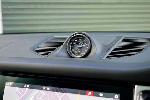 Porsche Macan T T - Large 14
