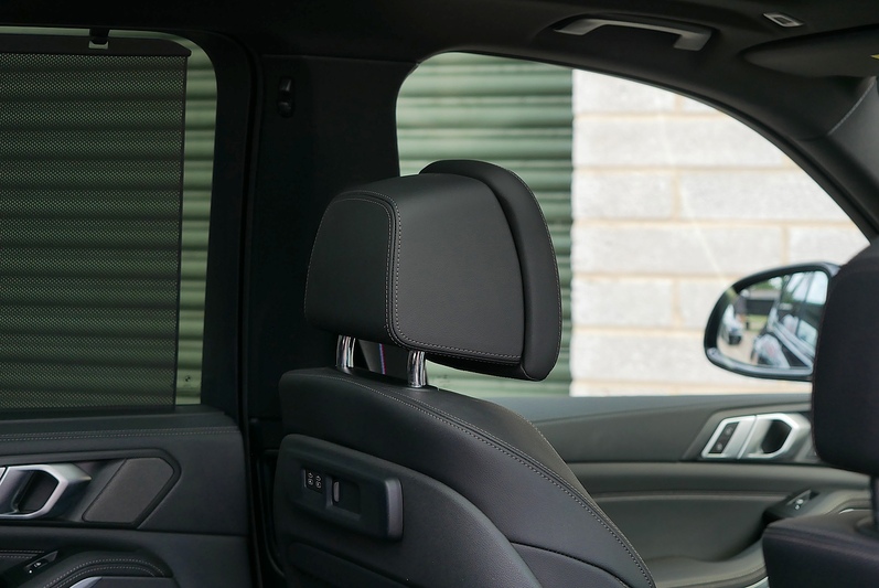 BMW X5 40i M Sport - Large 35