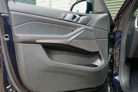 BMW X5 40i M Sport - Large 43